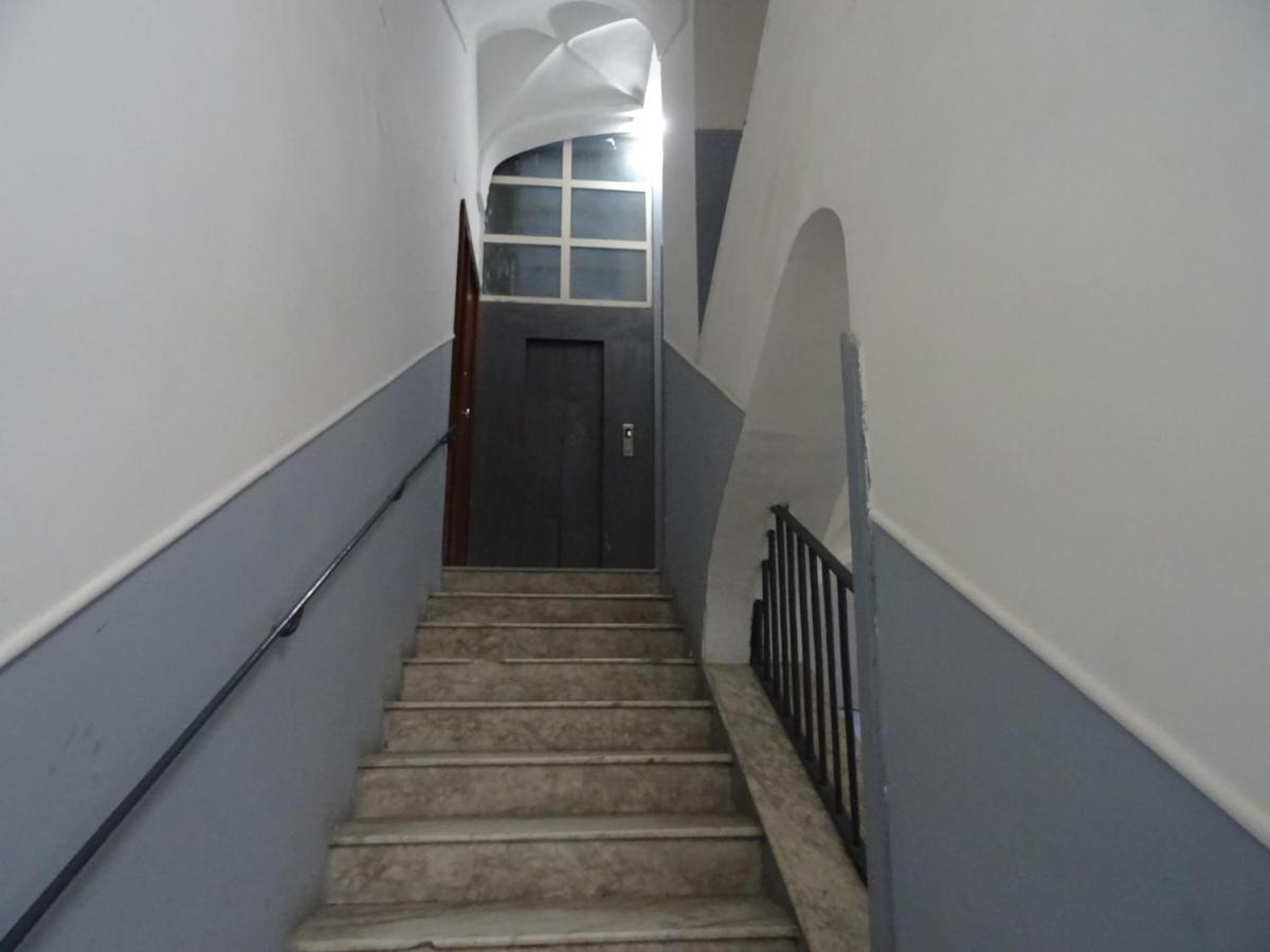 Panto' Apartment 2 Steps To Toledo Street Naples Luaran gambar
