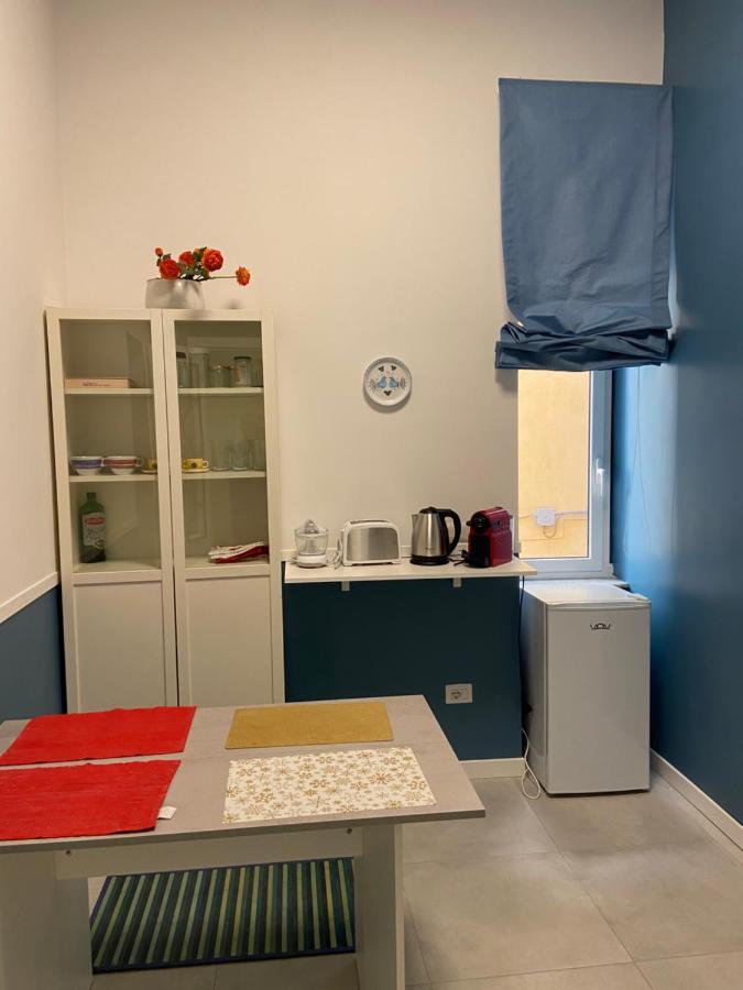 Panto' Apartment 2 Steps To Toledo Street Naples Luaran gambar