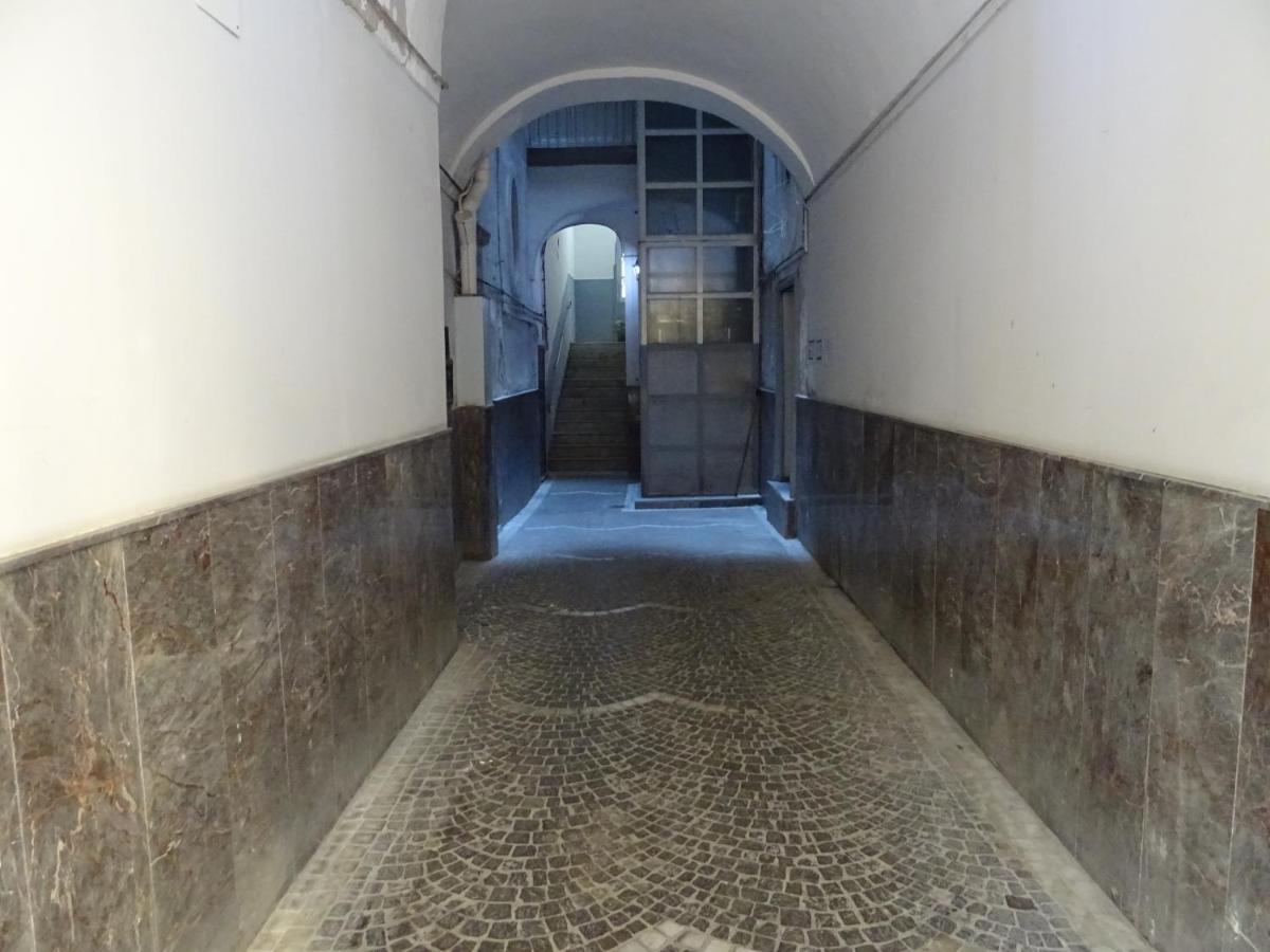Panto' Apartment 2 Steps To Toledo Street Naples Luaran gambar