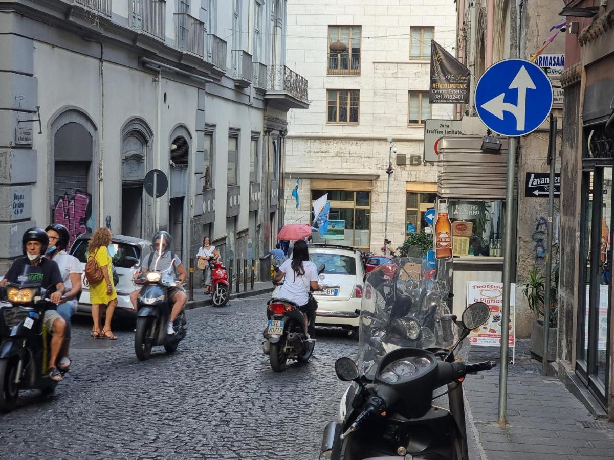 Panto' Apartment 2 Steps To Toledo Street Naples Luaran gambar