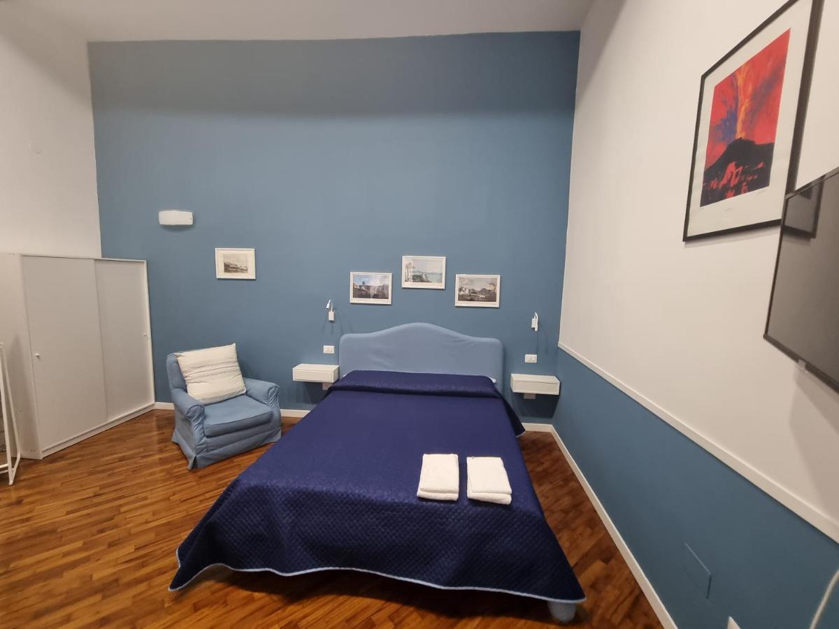 Panto' Apartment 2 Steps To Toledo Street Naples Luaran gambar