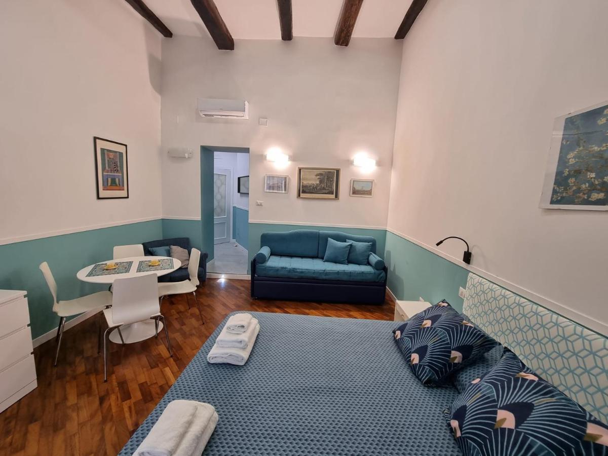 Panto' Apartment 2 Steps To Toledo Street Naples Luaran gambar