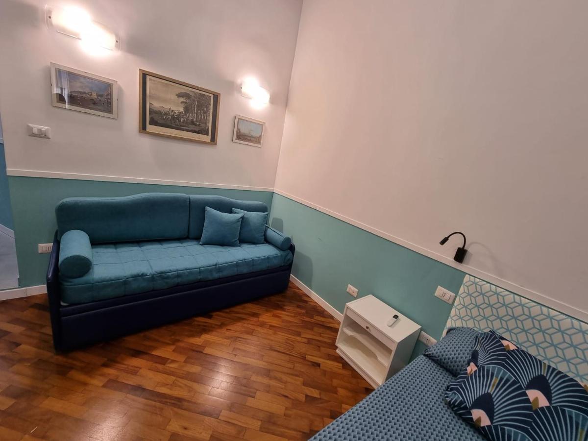 Panto' Apartment 2 Steps To Toledo Street Naples Luaran gambar